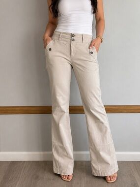 7 For All Mankind Off White Pinstriped Flare Trouser Style Pants Size 29